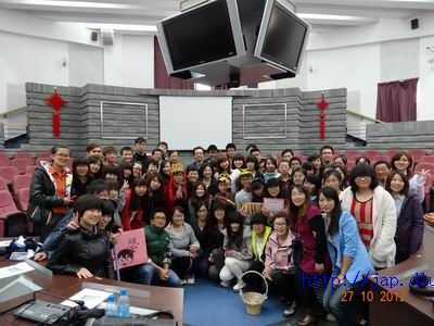 爱斯学院短剧，青春的色彩与情感的交织，爱斯学院，青春色彩与情感交织的短剧